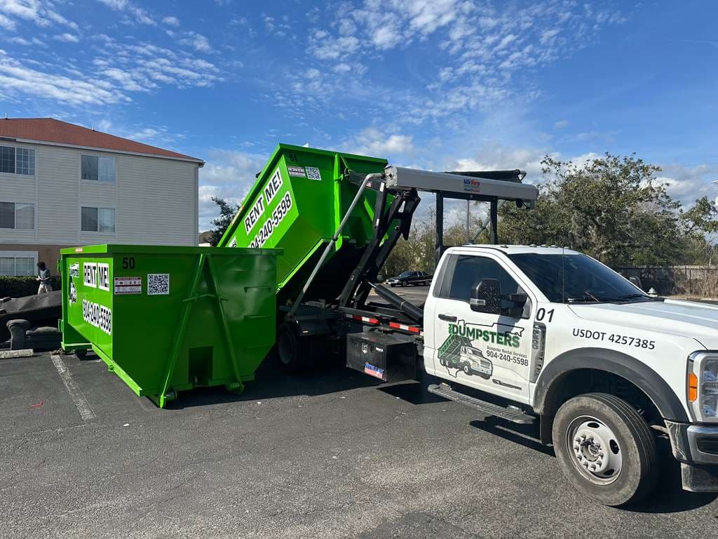 Dumpster Rental Jacksonville FL - 904 Dumpster Dumpster Rental Jacksonville FL - 904 Dumpster roll-off container on driveway